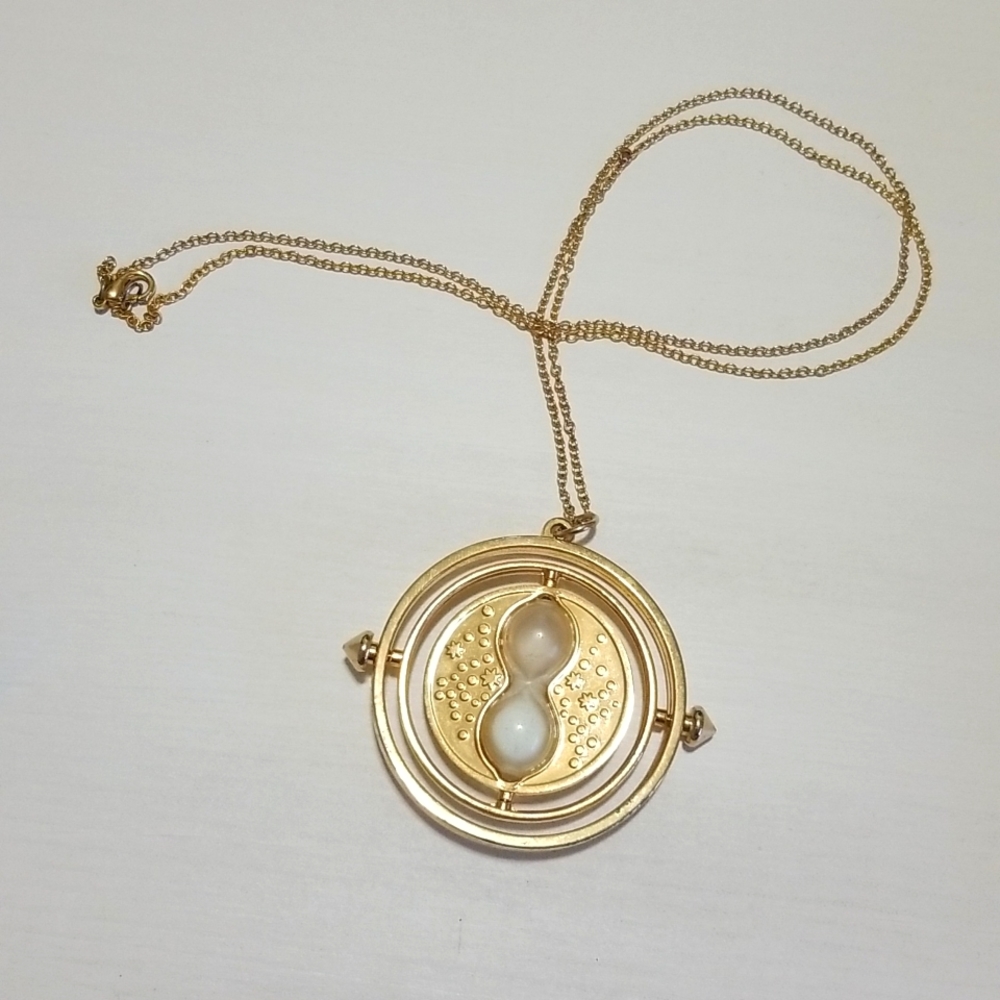 Harry Potter time turner necklace
